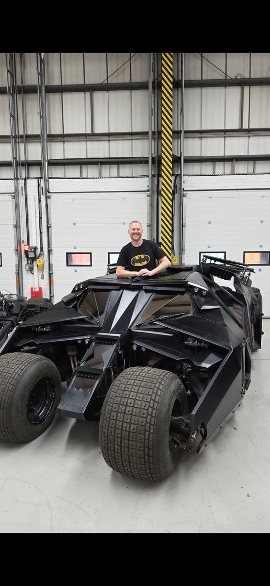 Happy #Batmanday