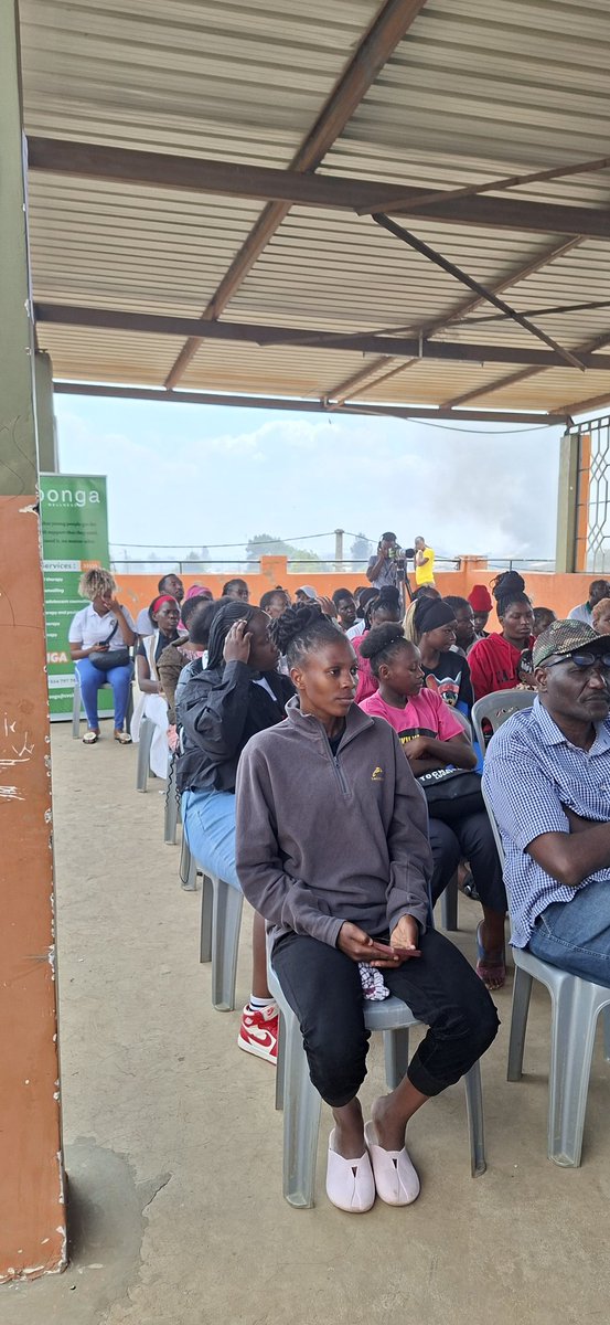 RitahAnindo's tweet image. Happening Now!

@SautiZetu254 is currently holding a community town hall with an objective of disseminating the work we have done through #PEISProject and reflecting on how to strengthening the built infrastructure beyond the project
#ZeroHunger 
#Plot10 
@ifjad_ @aphrc