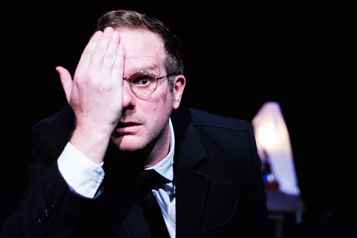 Adam Z. Robinson tweet media