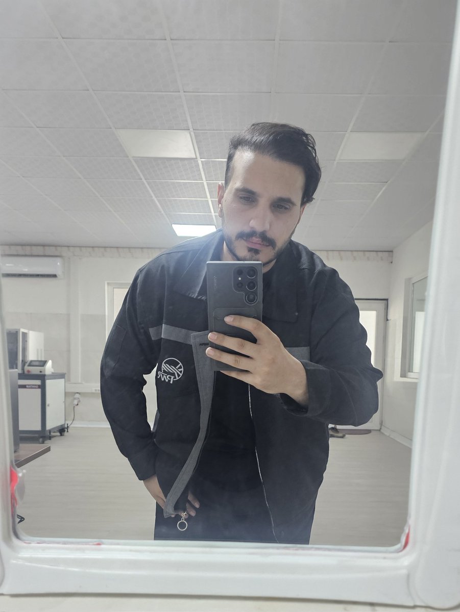 hyper6joker's tweet photo. شهریور https://t.co/xx8NUyITt7