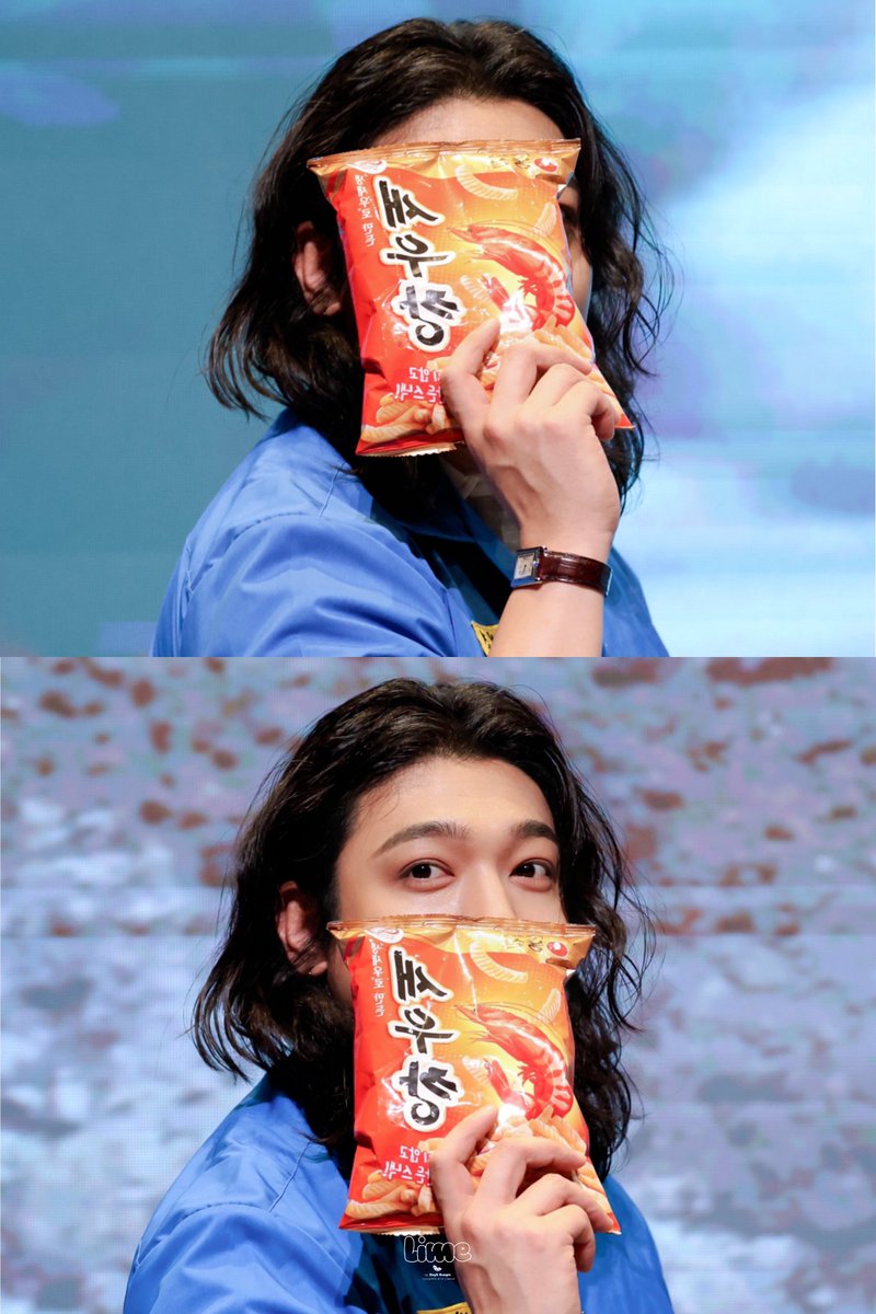 250918 후즈팬
#성진 #SUNGJIN #데이식스 #DAY6

경남고 새우깡 그애..2컷 완성 🦐