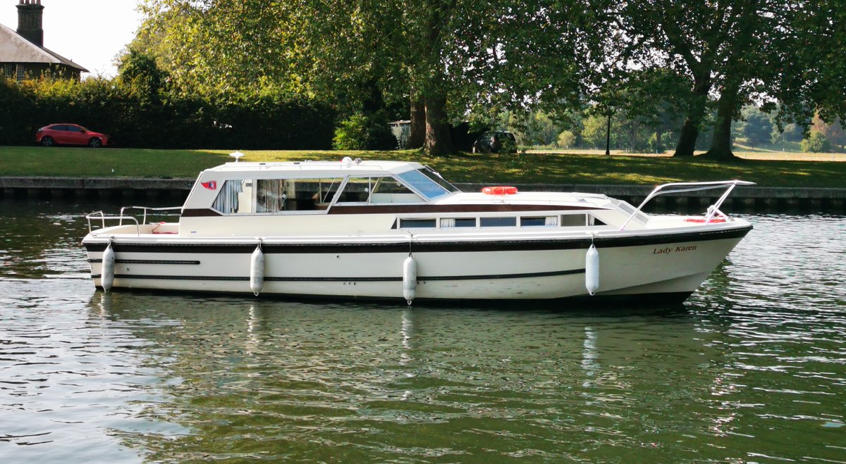 For Sale Aquafibre 37 - 1994 - £32,500
Full Details can be found on Apollo Duck
apolloduck.com/boat/aquafibre…
Virtual Tour Available kriscruisers.co.uk/cruisers/lady-…...
If you require any further information or you would like to arrange a viewing, please call Paul on 01753 543930  #boatsforsale