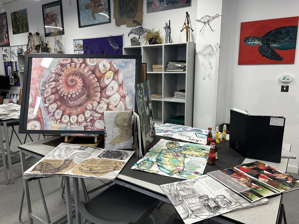 CDS Art Department tweet media