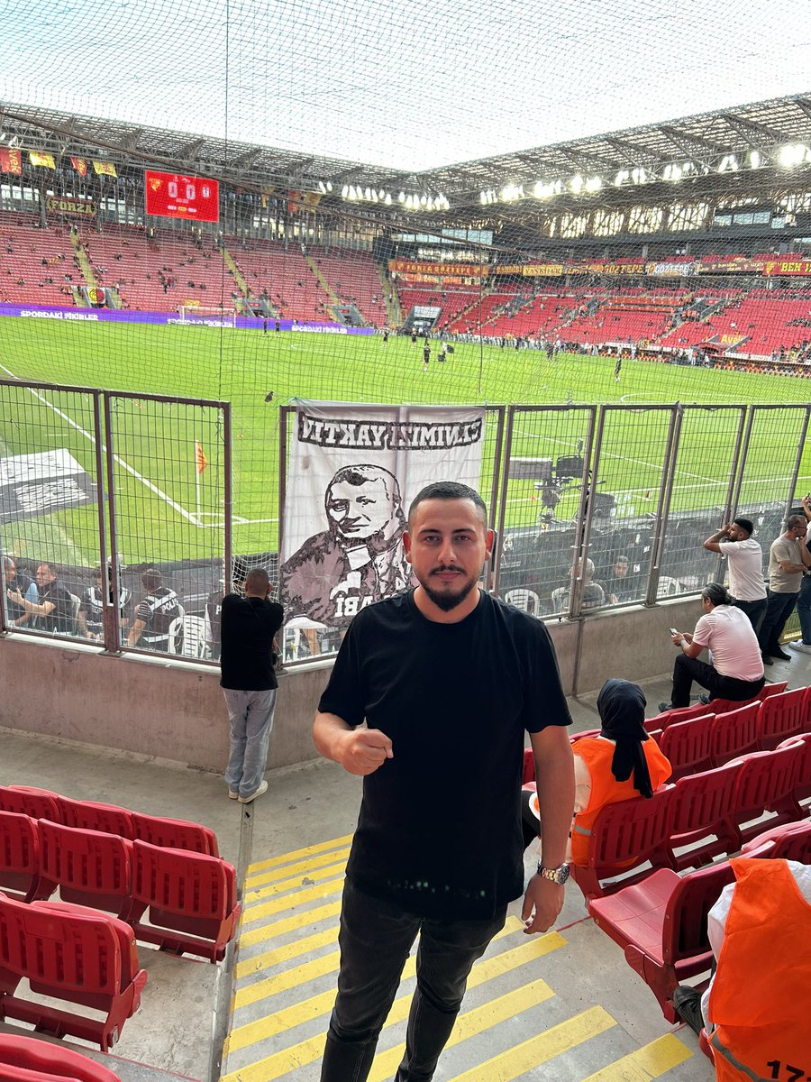 Şampiyon olanın anasını sikyim