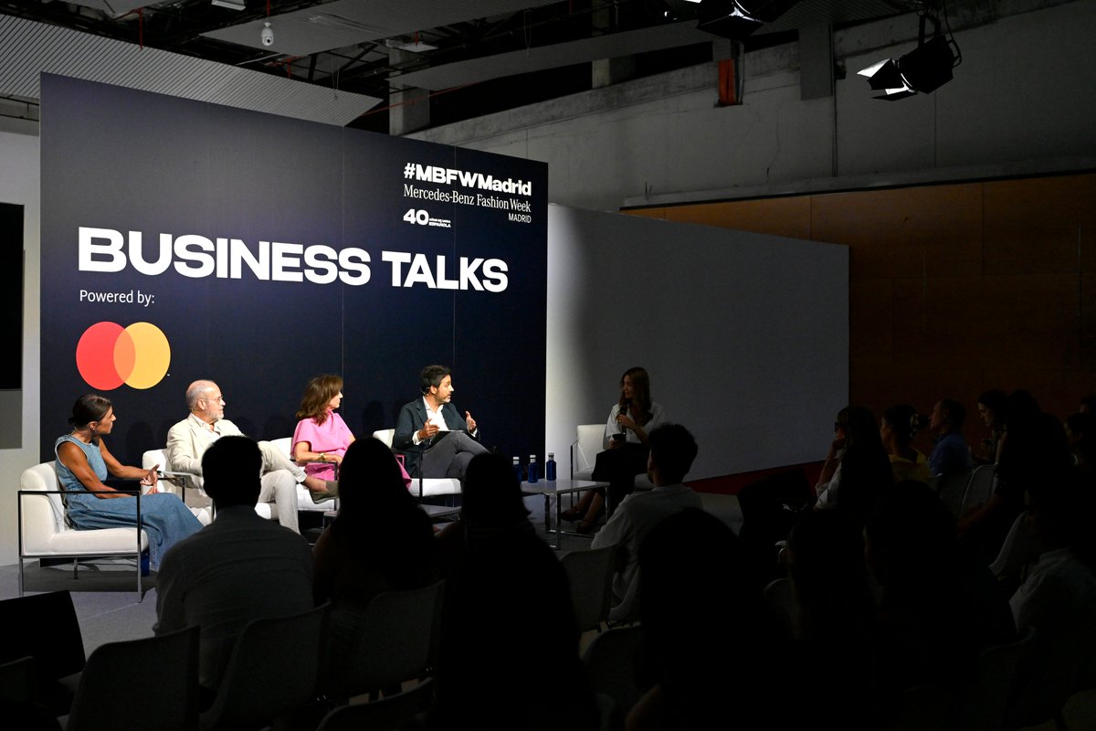 Así fue el segundo día de Business Talks en el 40 aniversario de #MBFWMadrid: en el Pabellón 14.1 de <a href="/IFEMA/">IFEMA MADRID</a> MADRID y con el patrocinio de <a href="/Mastercard/">Mastercard</a>, voces expertas analizaron los grandes retos de la moda que marcarán el futuro del sector.