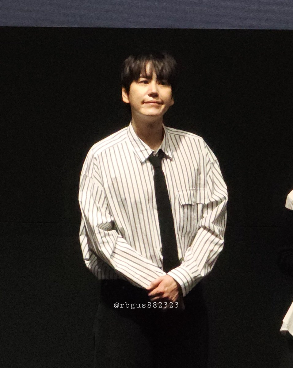 250920 프랑켄슈타인 더 뮤지컬 라이브 무대인사

규매가튼데....

#규현 #KYUHYUN #キュヒョン #圭贤