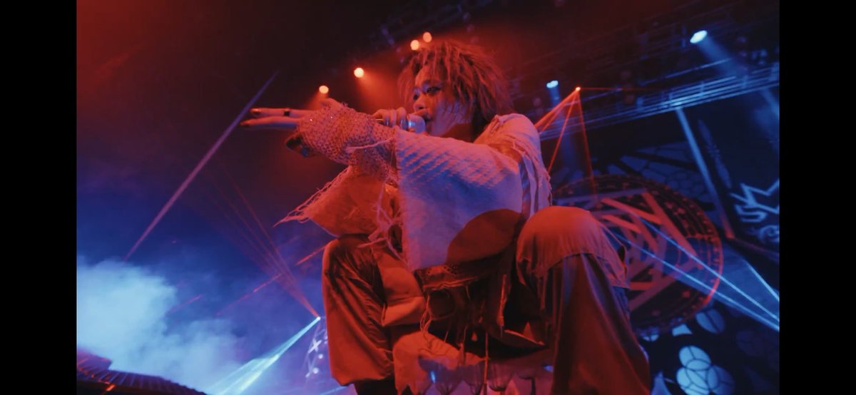 paradiserice's tweet image. MA55IVE、EMPIRE CODEツアー、やましょうさん、ほんとに最高です──────────────────────────────────────ダイジェストの秒数55秒なのこだわりを感じました
適やり(だよね？)のシーンやっぱりかわいすぎる😂😂😂

#MA55IVE #THERAMPAGE
#EMPIRECODE #ましぶ帝国