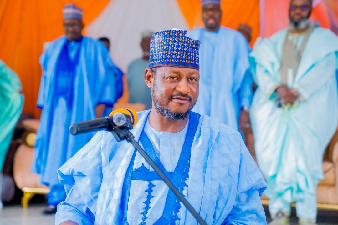 dikko_radda's tweet photo. On Thursday, I had the honour of attending the flag-off ceremony of the Katsina Local Government Scholarship Scheme.

This initiative, fully-funded by the Katsina Local Government Council, will provide scholarships to 106 students from Katsina Local Government Area to pursue their studies at Hassan Usman Katsina Polytechnic.

This bold and impactful decision reflects a leadership style that prioritises direct and tangible support to citizens. It further underscores our belief that effective and responsive governance at the local level remains the most impactful form of governance.

Notably, this marks the second time in just about four months that Katsina Local Government has sponsored the education of another set to Katsina State Institute of Technology and Management, an effort that is both commendable and exemplary. It also highlights our administration’s commitment to promoting functional, autonomous, and people-focused local governance across the state.

I sincerely commend the Chairman of Katsina Local Government, Hon. Isah Miqdad, for this laudable initiative. I encourage the beneficiaries to remain focused, disciplined, and dedicated to their studies, and to represent Katsina State with pride and integrity.

I also call on other Local Government Councils to emulate this example by initiating projects and programmes that directly improve the lives of our citizens.