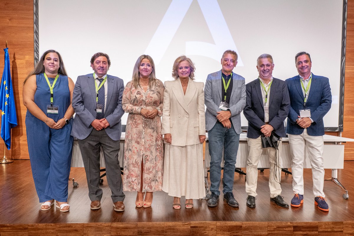 La viceconsejera de <a href="/saludand/">Consejería de Salud y Consumo</a> destaca el impulso a la atención en salud mental con más recursos humanos, más infraestructuras y programas específicos.

<a href="/mlmoral/">María Luisa del Moral Leal</a>, acompañada por <a href="/eggonzalez78/">Elenagg</a>, ha inaugurado en Jaén el XXV Congreso de la Sociedad Andaluza de Psiquiatría.