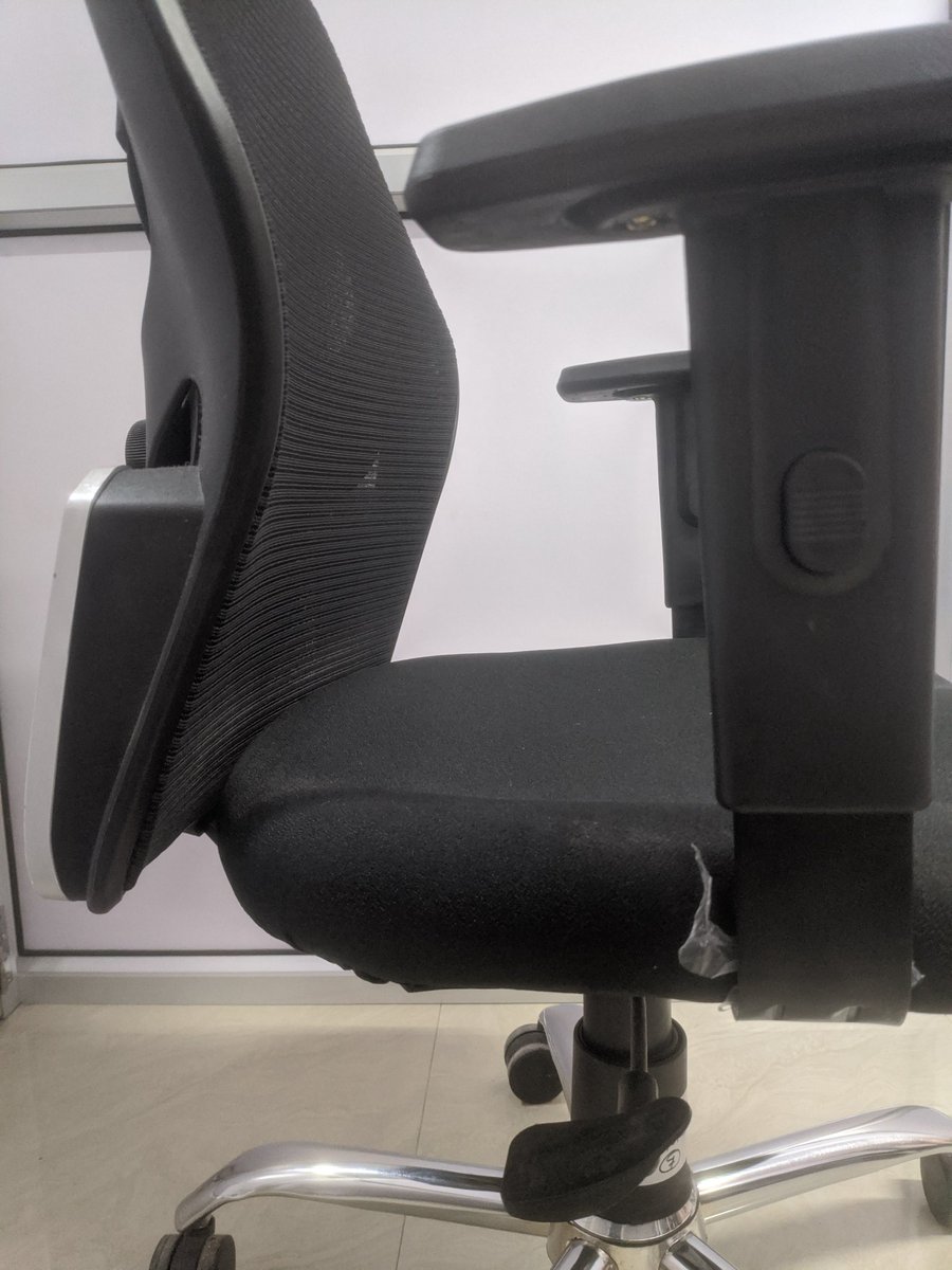 HBO_Max_India's tweet photo. This is my home chair costs around 4k, bought it to reduce lower back pain, thought as the adjustable pad would support my back ended up with a steeper negative curve for my lower back, very bad - looking for someone a new char to reduce my lower back pain. The color looks cool. https://t.co/tp41r8CMtP