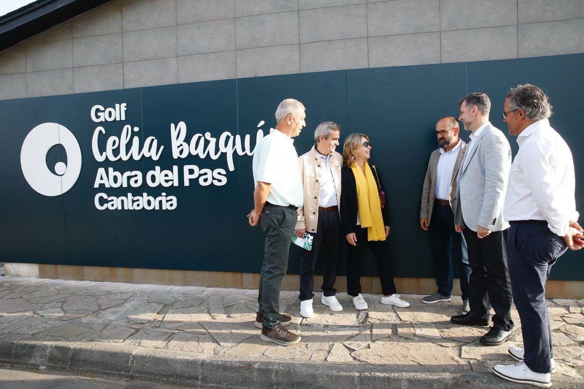 cantabriaes's tweet photo. 🏌️♀️⛳️ @cantabriaes rinde homenaje a Celia Barquín en el campo de golf que lleva su nombre en #Mogro
ℹ️ 👉 https://t.co/kilCRieI8n https://t.co/Nfl3JkQi2D