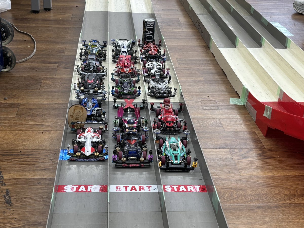 今日はマイアミ書店斐川店様のデイ・ナイトレースに参加しています
デイレースはおかげさまでオープン3位いただきました！
私もパワプロ君買おうかなー
ナイトも頑張ります