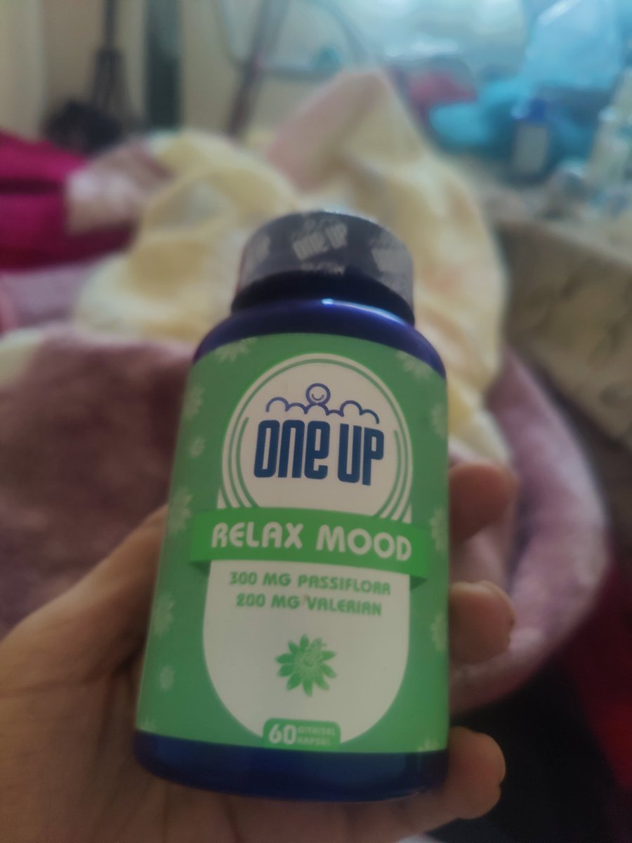 Metilfenitat kullanıp uyku sorunu yaşayanlar önerim  pasiflora vitamini.5 aydır anca çözüm buldum.uyumadan 1 saat önce 1 tane için 250 TL almıştım.bitkisel sanırım.reklam değildir kullanan memnun kaldığı için denedim olumlu.full HD rüya gorduyor biraz can sıkıcı