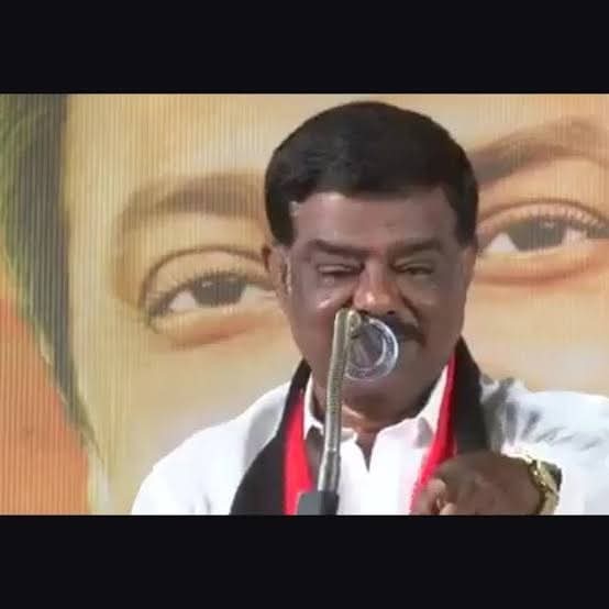20+ வருடம், கஷ்டம், சந்தோஷம்  எல்லாத்துலயும் கூட  வாழ்ந்த அவங்க கணவனை எப்படி கடைசியா வழி அனுப்ப வேண்டும் என்று ரோபோ சங்கர் பொண்டாட்டி முடிவு பண்றாங்க.... நடுல நீங்க யாருடா? "ஏன் ஆடற.. ஆடாத தப்பு" ன்னு 
Onlineல opinion சொல்ல? 

அவங்க புருஷன் சாவுல தானே ஆடறாங்க... உன் சாவுலயா
