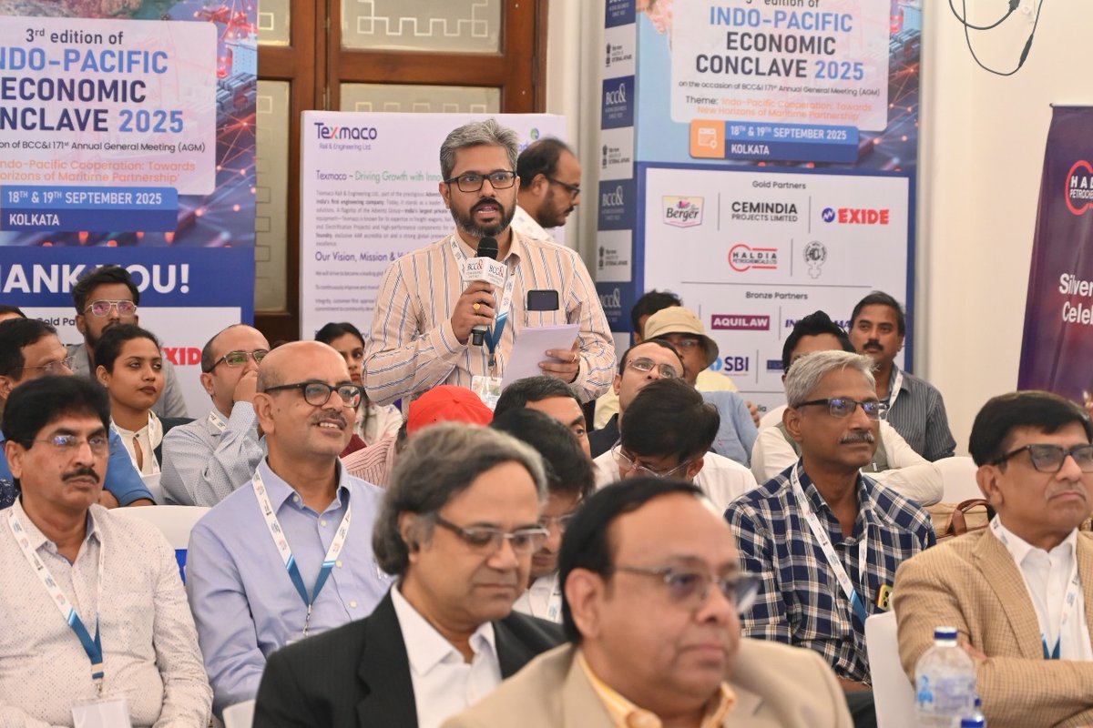 BenCham1833's tweet image. 🌊 𝐃𝐚𝐲 𝟏 𝐇𝐢𝐠𝐡𝐥𝐢𝐠𝐡𝐭!

🌟𝐒𝐩𝐞𝐜𝐢𝐚𝐥 𝐀𝐝𝐝𝐫𝐞𝐬𝐬
Mr. @ambmanjeevpuri, Former Indian Ambassador, highlighted maritime cooperation &amp;amp; global trade for stronger Indo-Pacific ties. 🌏⚓

#IPEC2025