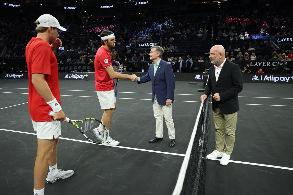 Greatest players. Rising stars. A coin toss that starts it all. 🎾✨

Alcaraz, Fritz, and the next-gen talents take the court - powered by Alipay+, bringing innovation to every moment of the Laver Cup. 🏆

#AlipayPlus #LaverCup #LegendsMeetInnovation #AntInternational