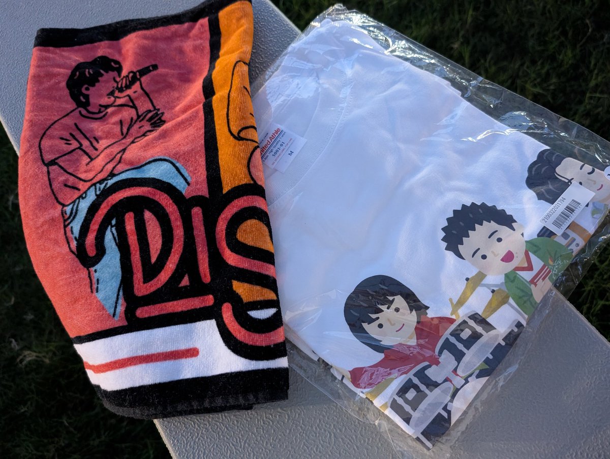 pumpkin_sy31's tweet photo. ついにTシャツまで買うくらい好きになってきた笑
楽しすぎるのでそろそろワンマン行きたい💯
#DISHꤷꤷ https://t.co/gsw61Gcnlx