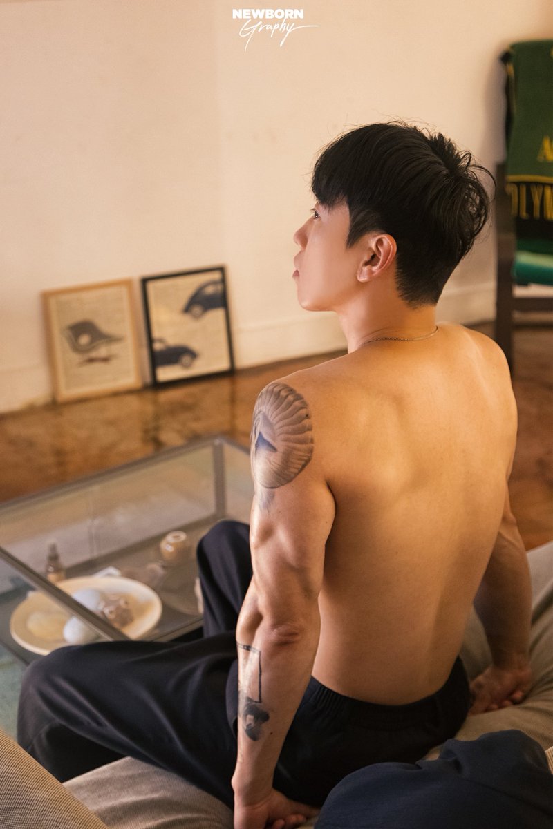 빌 에반스의 음악,인센스,
아이코스 블랙퍼플 두갑,
차갑게 칠링된 화이트와인
그리고 러브젤과 너.

이것만 있다면 난 행복해