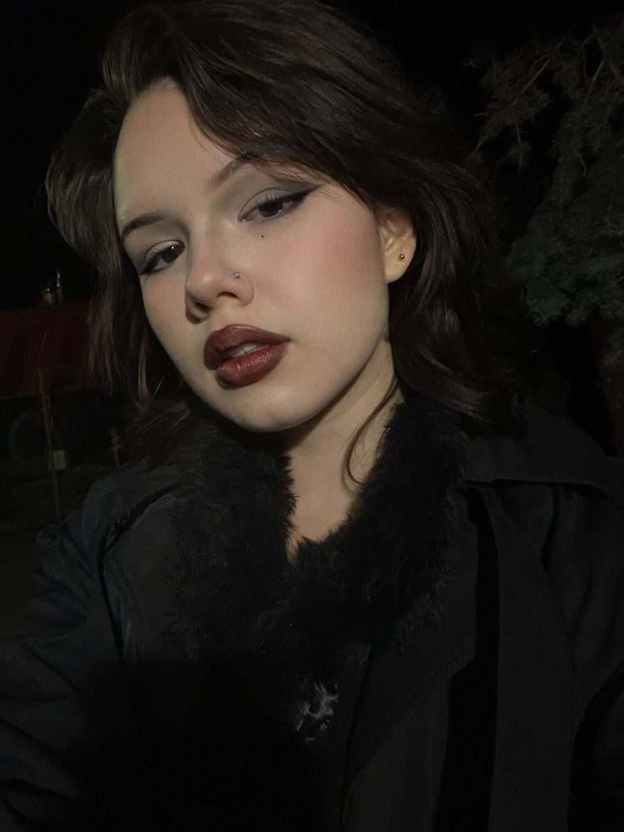 sorry no drawings today look at my face