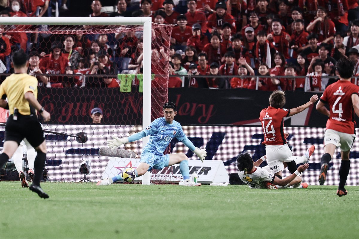 atlrs_official's tweet photo. ◤ 9/20 🆚浦和戦 ◢ #antlers #鹿島アントラーズ

今日のアウェイ浦和戦も、最後の最後まで熱い後押しをありがとうございました💪🔥

#鈴木優磨
#キムテヒョン
#早川友基
#チャヴリッチ

次は9/23（火・祝）ホームC大阪戦です。また、ともに戦いましょう！

🔻浦和戦の見逃し配信は #DAZN で🔻
https://t.co/OIau89DpMQ