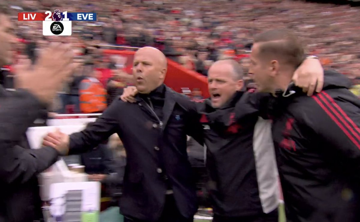 سلوت أسطوري