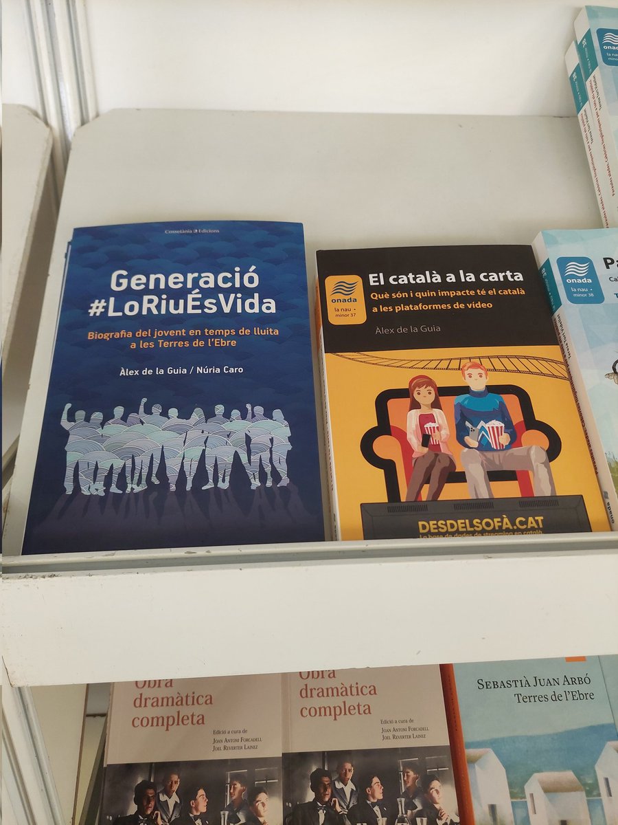 Matí molt interessant a <a href="/LaSetmana/">La Setmana</a> compartint espai i conversa amb altres escriptors ebrencs

Ja heu anat a #LaSetmana25? No us oblideu de passar pel mòdul 17-18 (<a href="/Llibresebrencs/">Llibre Ebrenc</a>), trobareu molts llibres ebrencs, entre ells: 'El català a la carta' i 'Generació #LoRiuÉsVida'😉😏