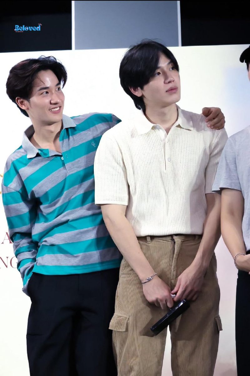 Be clingy who cares😌😋

#TayNew #Newwiee #Tawan_V