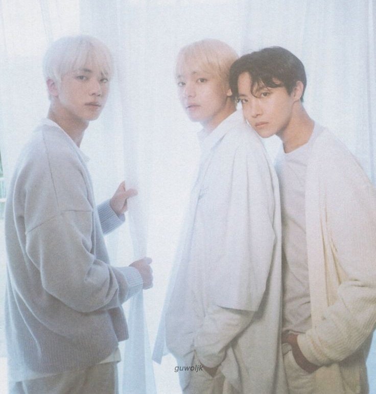 Congratulations #JIN, #V &amp; #JHOPE For winning at 2025 The Fact Music Awards🎉

🏆Fanstar Choice(solo): Jin
🏆Best Music Summer: Don't Say You Love Me
🏆Best Music Winter: Winter Ahead
🏆Best Music Spring: Sweet Dreams 

CONGRATULATIONS JIN
CONGRATULATIONS V
CONGRATULATIONS J-HOPE