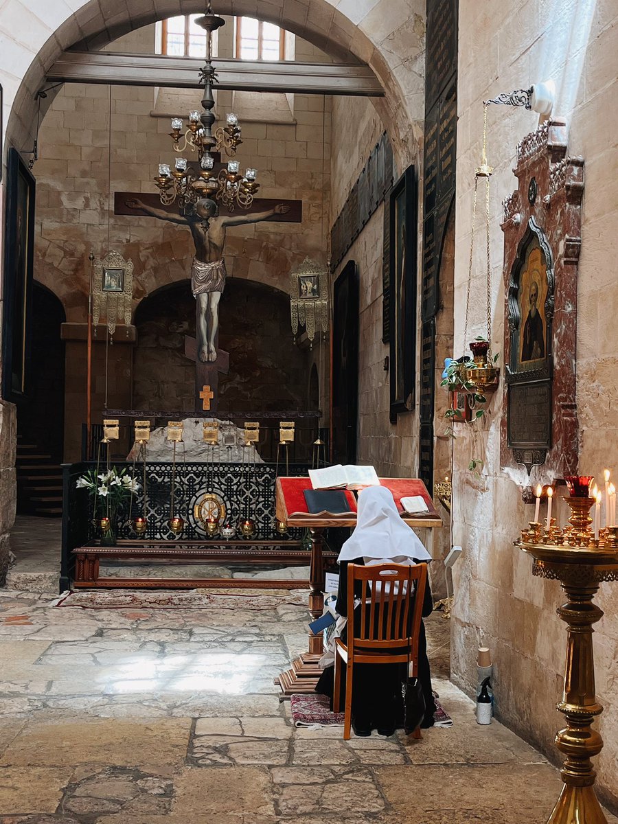 какого же благодатного бледного я сегодня поймала в священном городе иерусалиме друзья