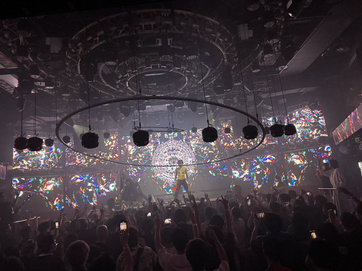 uno_roughsketch's tweet image. #NFR25 ありがとうございました！！とぱぞさんの時とTBPの時にUniverseステージにお邪魔し、Forceステージのクローズを務めさせていただきました🙏特にForceステージでは突発で @monogotz さんがマイクに入ってくれて最高でした！予定調和じゃない！セトリなんて無い！完全にセッション！最高でした！