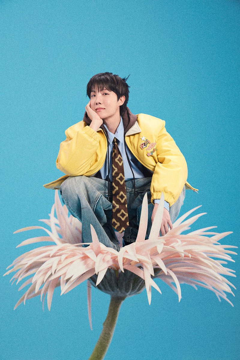 tksovers's tweet photo. 🏆 j-hope won "Best Music - Spring" for "Sweet Dreams" at the 2025 The Fact Music Awards !! 

CONGRATULATIONS JHOPE https://t.co/g7GDIvRuOH