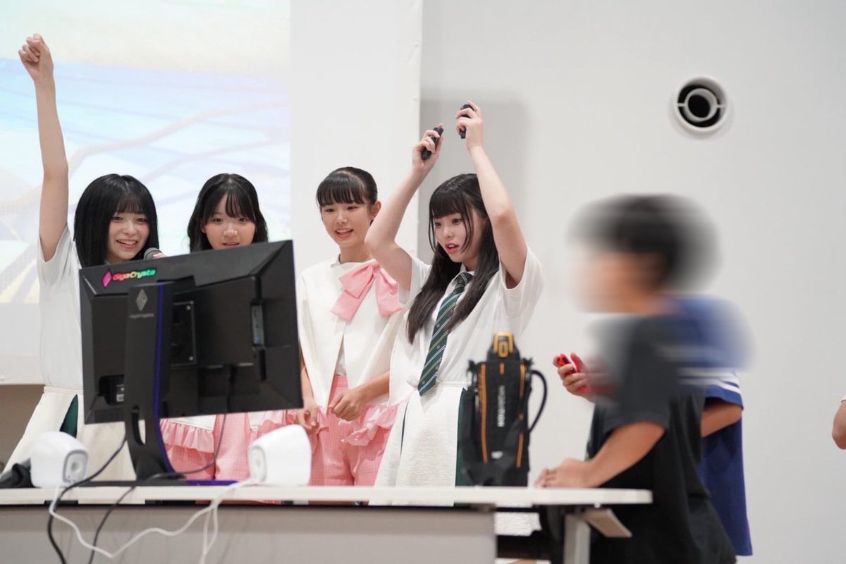 doi_soa's tweet image. 津幡町eスポーツフェスタ2025
本日の司会を務めさせていただきました！

ありがとうございました✨️

プログラミング体験とか初めて挑戦したゲームもあって楽しかったです🎮

はばちゃんすごかったよ😂さすがやわ

また来れますように！！

#eスポーツ
#石川元気応援隊ジャンピン
#ほくりくアイドル部