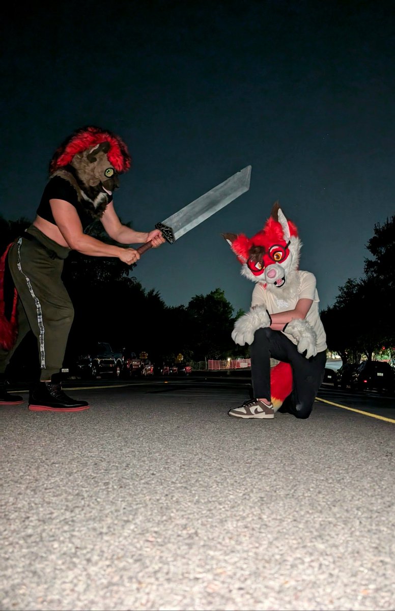 Olny room for one red haired fluff in this town so i executed <a href="/EchoFoxeh/">Echo! 🔥</a>