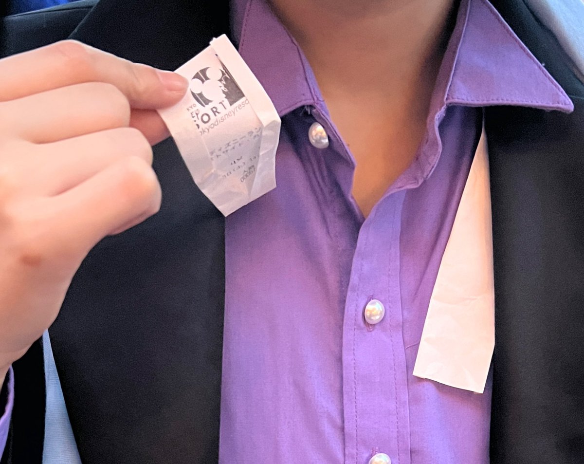 怖いか。私のレシートでネクタイを作る才能が。
(途中で落とした)
#Dハロ仮装2025 #Dハロ仮装 #Dハロツイステ