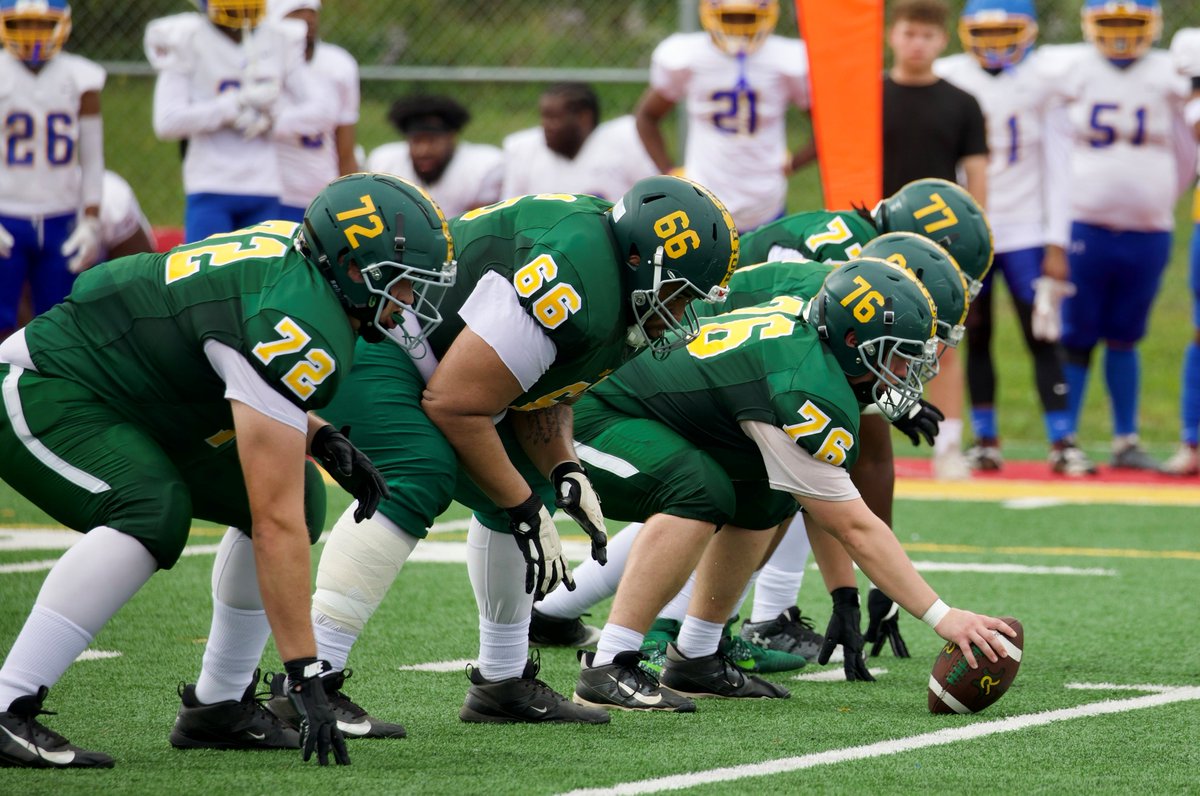 GAMEDAY!! Vs. WEST! @ 12:00!
#HoldTheRope

fan.hudl.com/usa/mn/worthin…