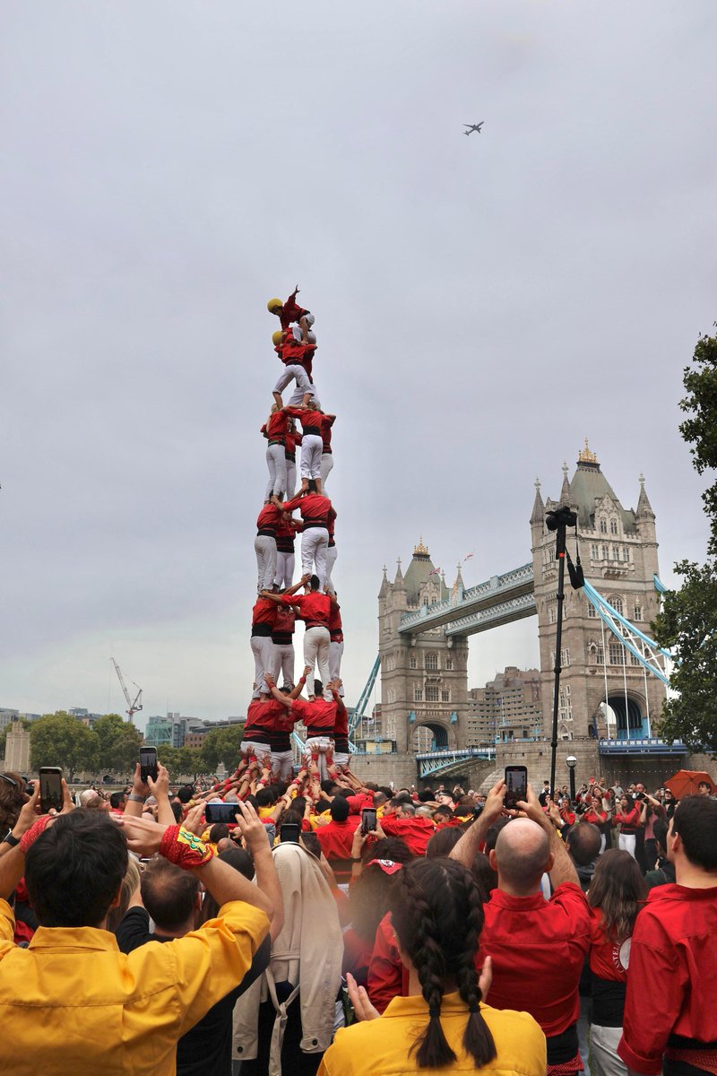 A segona ronda, a Londres, descarreguem el 4 de 8!

📸 Roser Giner

#castells #Valls