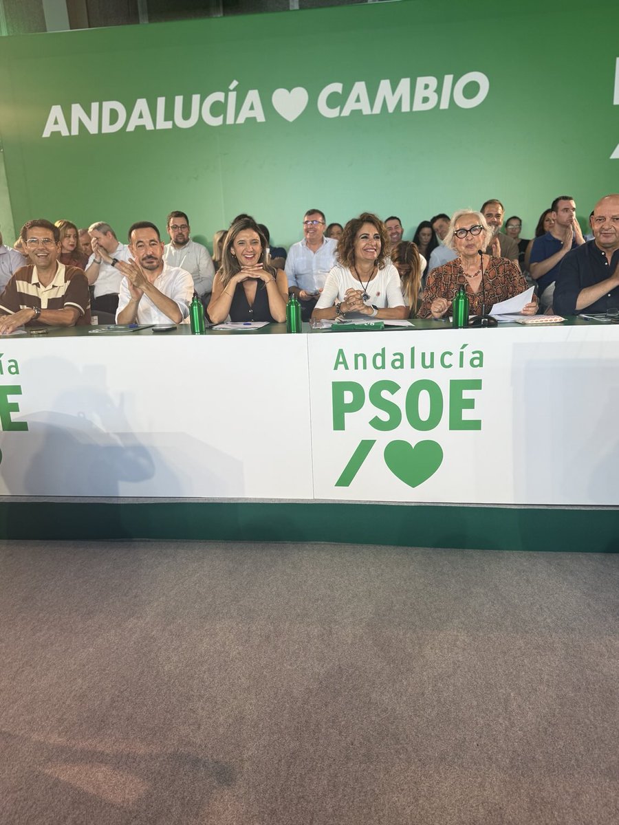 AmparoRubiales's tweet photo. @psoedeandalucia #Hecha ahora mismo por ti!!!! https://t.co/ipuhqxSUal