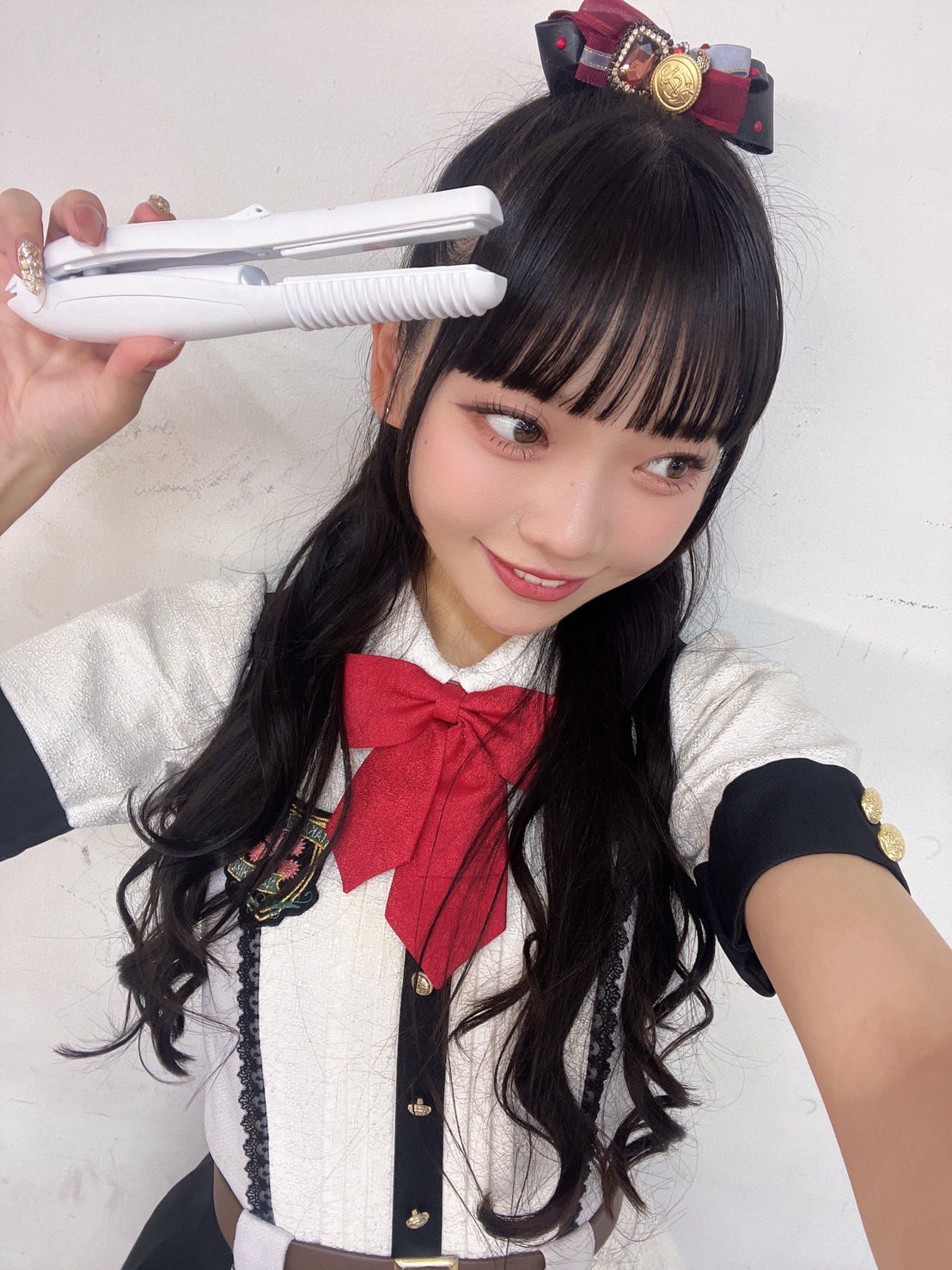 籾山ひめり　チェキ③ ExFrFvbVIAs5V9k.jpg