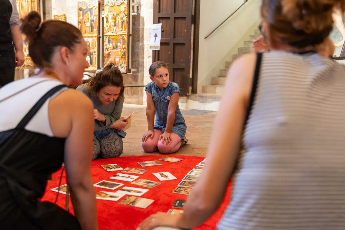 Això és ara, és avui! ART-ACCIÓ! al <a href="/MuseuArtGirona/">Museu d'Art de Girona (md'A)</a> 

🌳 Aquesta edició l'han dedicat a la FUSTA, on podreu experimentar lliurement guiats per artesans i artistes convidats. 

⏰ d’11 a 19 h
👉 menutsgirona.cat/art-accio-muse…

#menutsgirona #ArtAcció #Girona #GironaCultura @gironacultura