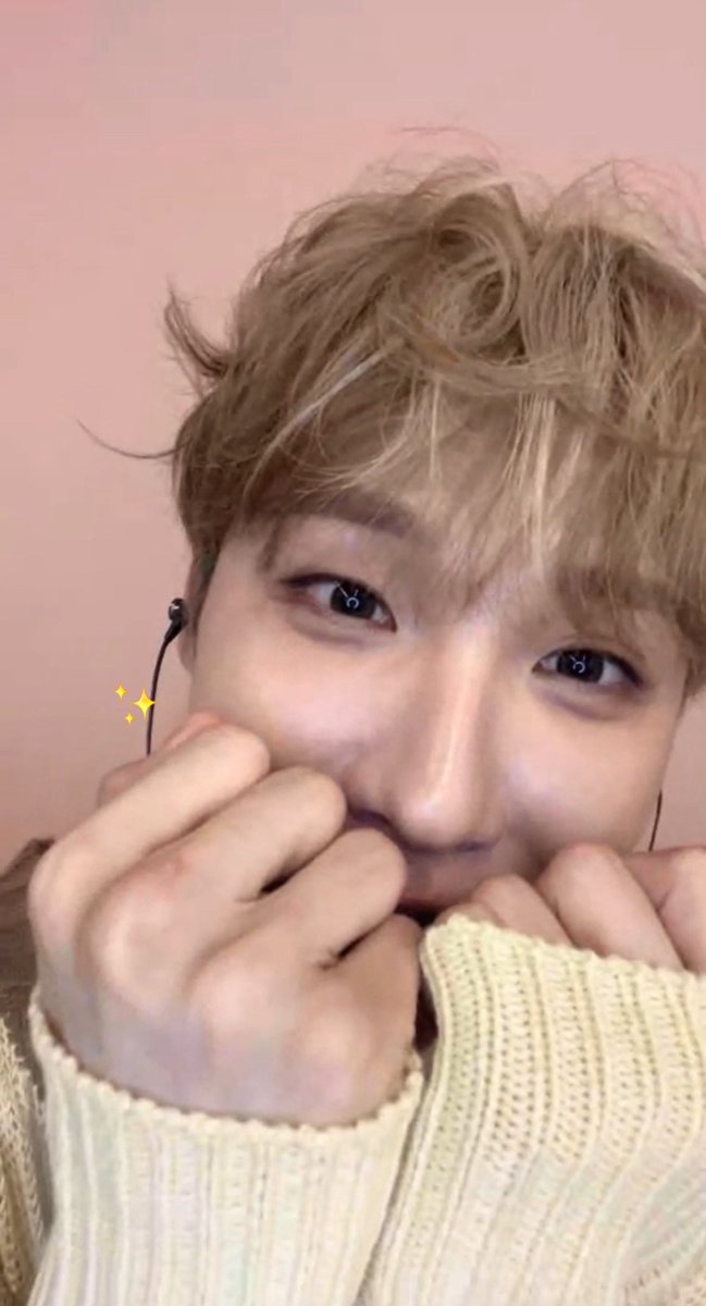 jeon_oro's tweet photo. 악 귀여워💖💖💖💖💖 https://t.co/2igrRo7Rd4