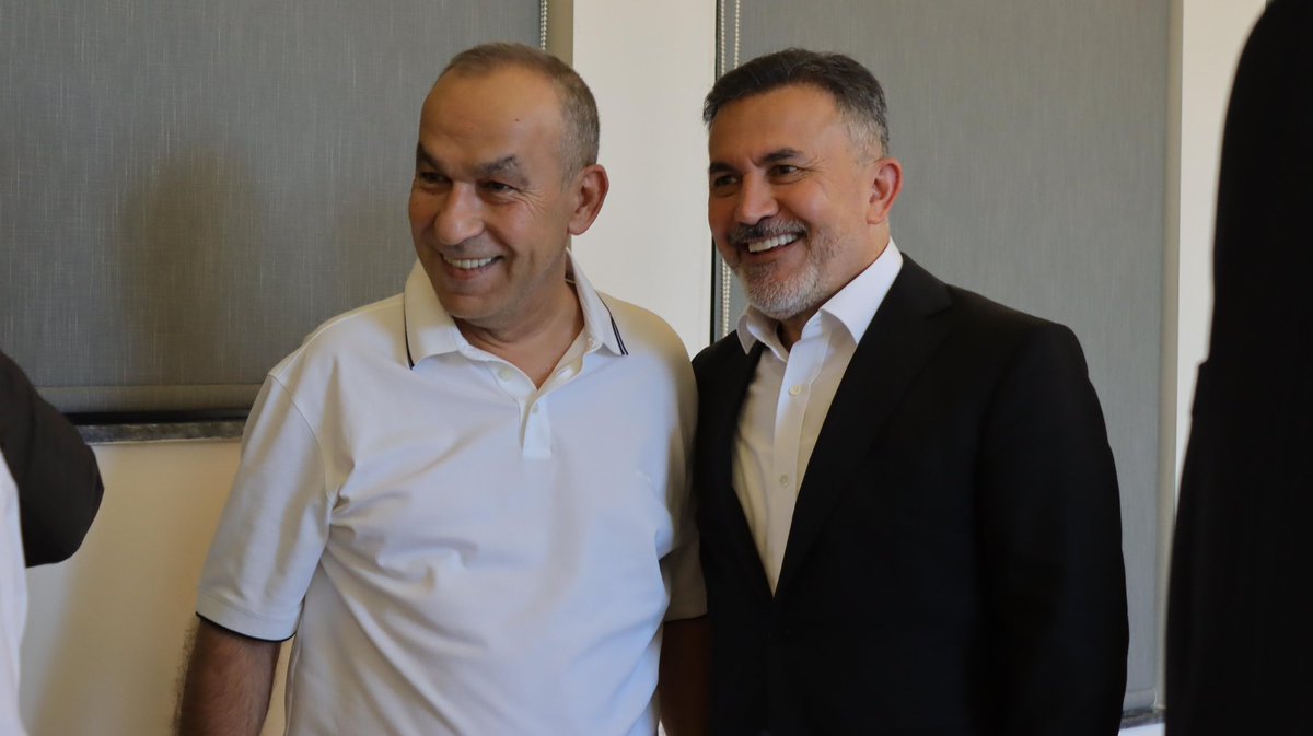İl Koordinatörümüz, Erzurum Milletvekilimiz Sn. Mehmet Emin Öz ile birlikte İstanbul Lider Koleji Kurucusu Ertuğrul Kepme’yi ziyaret ettik. Misafirperverlikleri için kendilerine teşekkür ediyorum.