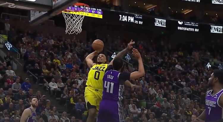 loupaya's tweet photo. Most career pts scored in NBA by EL players
9829 Fournier
9000
8000
7000
6000
5000
4988 LYLES
4484 Parker
4471 Osman
4293 Mirotic
4000
3840 BERTANS
3757 GRAHAM
3504 WALKER
3140 Theis
3000
2849 HORTON-TUCKER
2691 Satoransky
2526 W. Hernangomez
2469 Nunn
2307 Hezonja
2285 H. DIALLO https://t.co/E9aJsmHzdQ