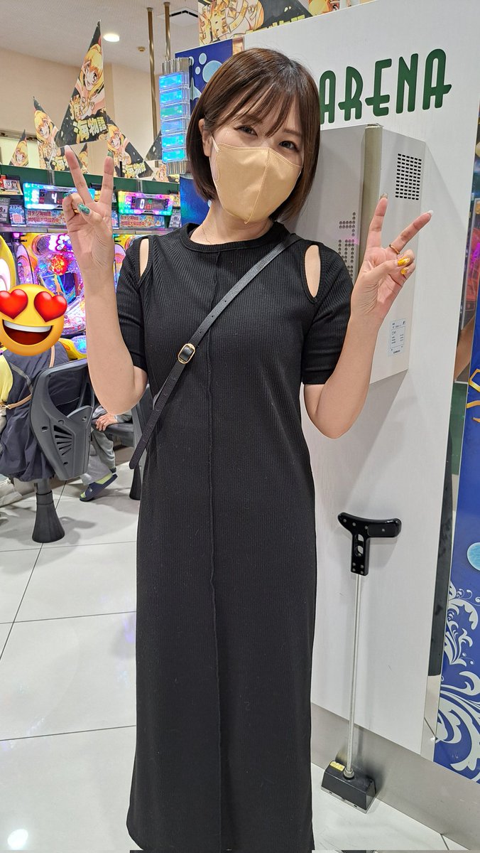 R5i244xQfOdTX7c's tweet photo. 久しぶりに皆月なるさんのところへ！
雑誌にサインありがとうございました😊 https://t.co/oSQaHmVpZa