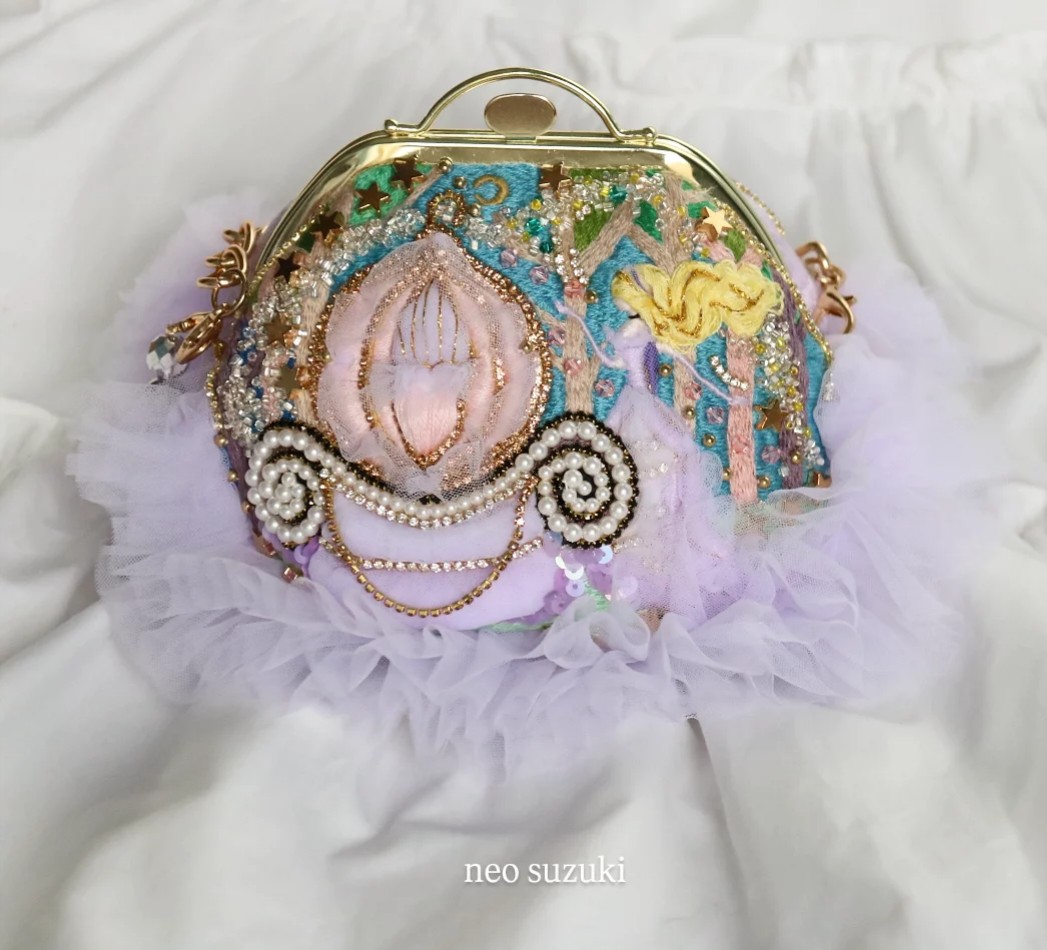 Suzuki_Neo_'s tweet photo. 久しぶりに
シンデレラを作りました

#刺繍 https://t.co/V2EgR9Msdb