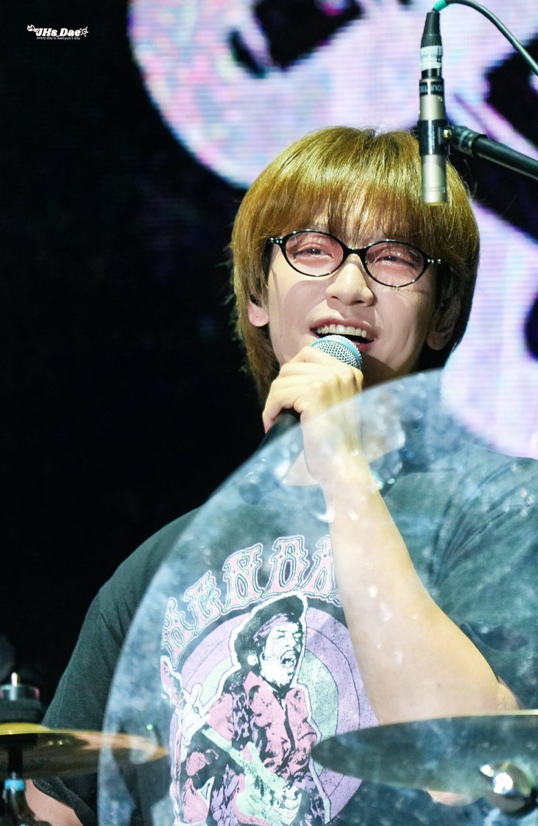 250920 &amp;CON4 홍콩 Day1 리허설

기엽둥이🤓

#엔플라잉 #NFlying #김재현