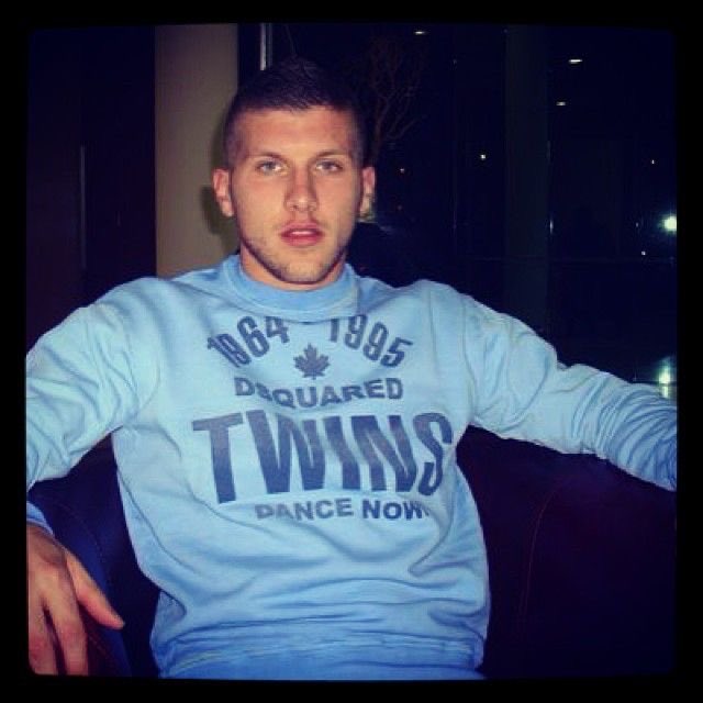 IvanMCML's tweet image. Postavljam slike Ante Rebića dok ne zabije prvijenac za Hajduk.
DAN: 51

DANAS JE TAJ DAN