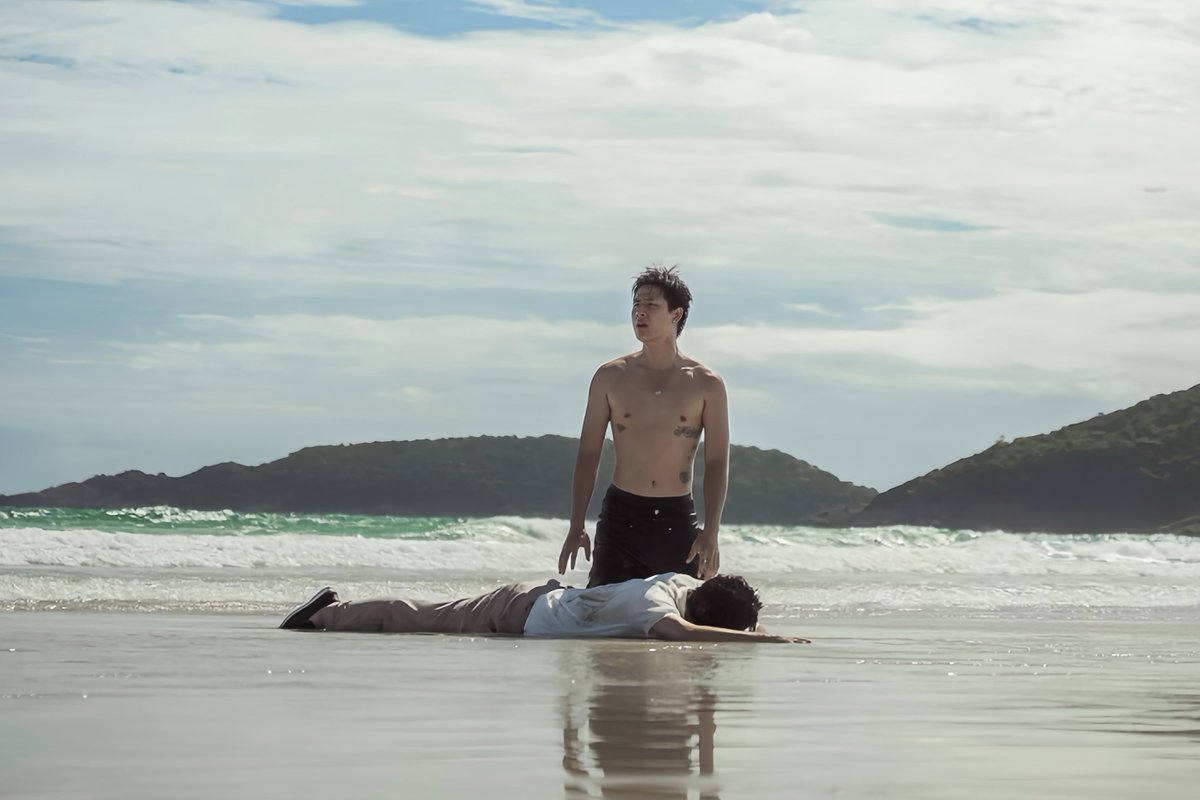 ขอบคุณทุกคนที่มาร่วมติดเกาะไปด้วยกัน #ThatSummerSeriesEP1 ☀️🌊

เปิดมาตอนแรกบอกเลยว่าโคตรจะจึ้งเลยล่ะ แล้วเจอกันใหม่ EP.2 ในวันศุกร์หน้า 

‘That Summer ผมเจอเจ้าชายบนชายหาด’ 
ทุกวันศุกร์ เวลา 20:30 น. ทางช่อง ONE31
และรับชมพร้อมกันทาง YouTube : GMMTV OFFICIAL