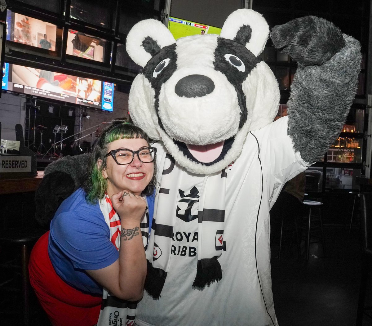 FulhamFC's tweet image. The tour finished at last night&apos;s supporters meet up. 🇺🇸

Thank you for your top support, Fulhamerica! 🤍