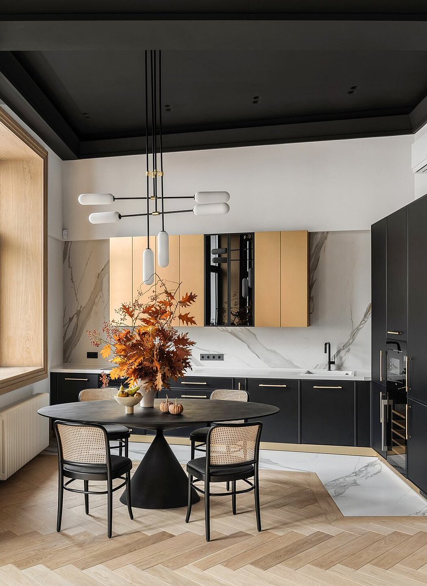 HomeAdore's tweet image. Circulation Apartment: Functional Modern Design in Kyiv 

homeadore.com/2023/03/10/cir…