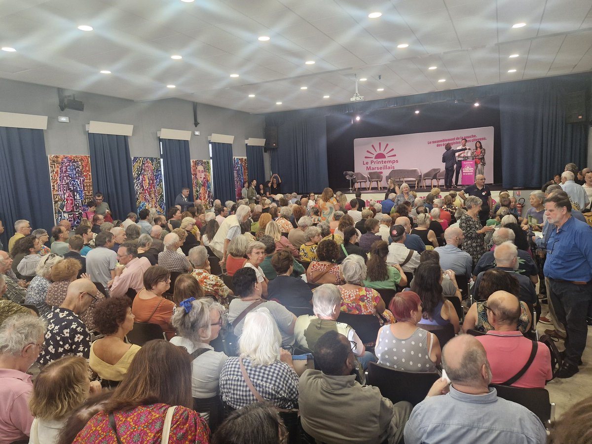 J'étais au printemps fait sa rentrée. 
Lutter contre l'extrême droite est une priorité qui a consacré un grand atelier. Le programme va se construire avec la population dans une campagne d'enquête de terrain au plus près des marseillais.e.s . Discours très à gauche du Maire.